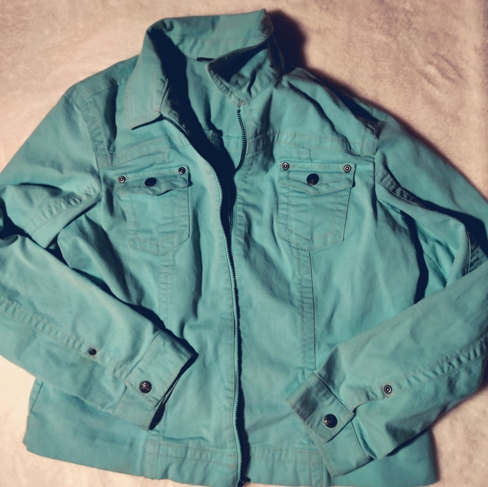 Amber Sun Blue Zip Up Denim Jacket Size LG Fall Layer Spring Casual
